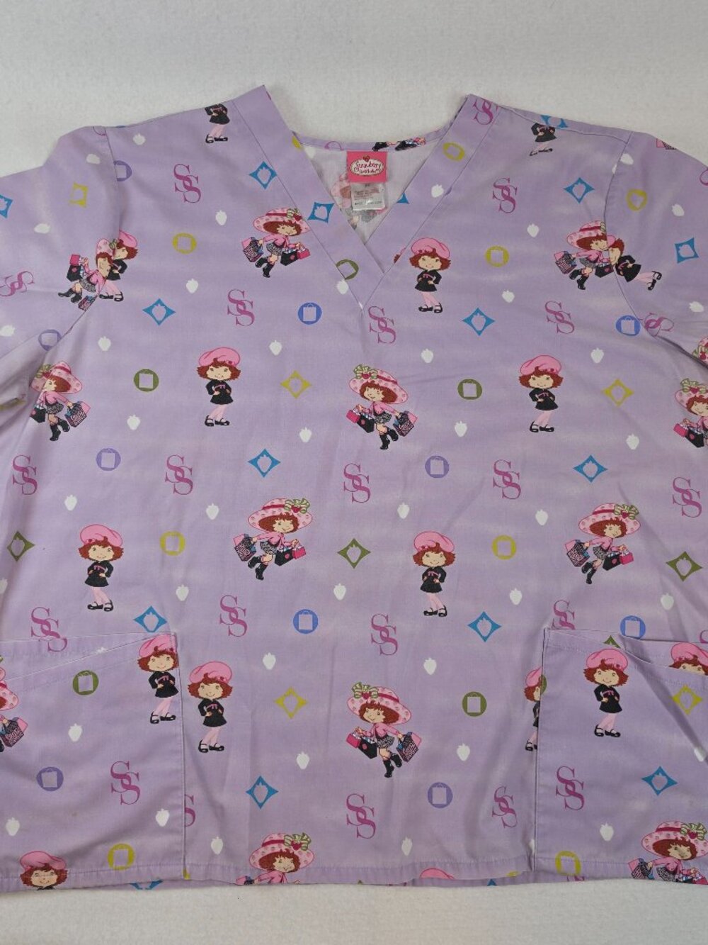 Vintage Strawberry Shortcake 2006 Lavender Scrub Top 3X Shopping Print